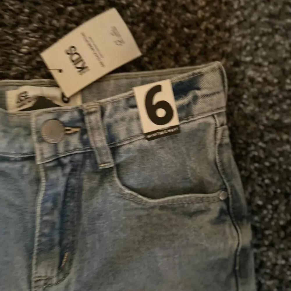 Nwt kids size 6 cotton on denim shorts